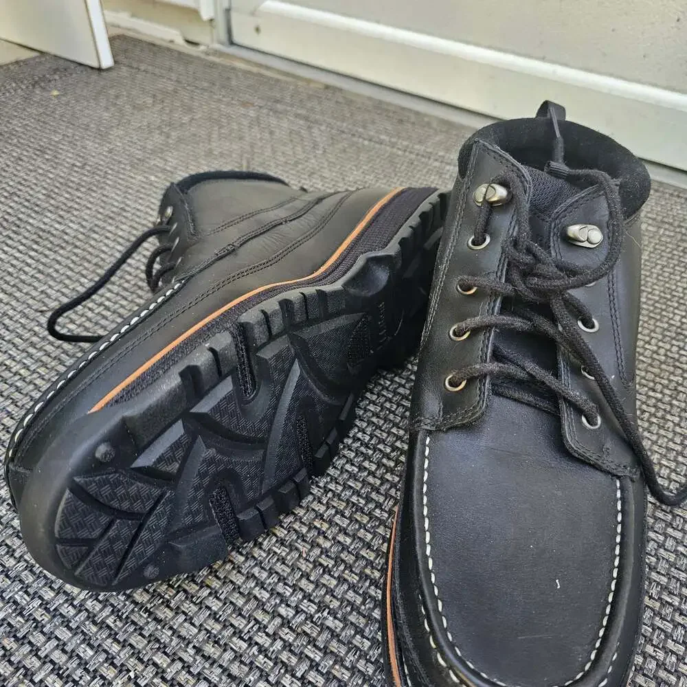 L.L.Bean Men's Black Leather Moc Toe Chukka Boots Size 11 Medium